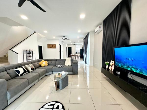 4BR Cozy Villa for 16 Pax Quiet Area & Spacious, Book  Simpang Ampat Pulau Pinang