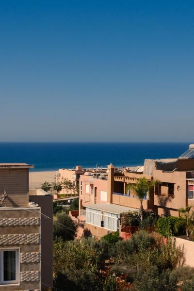 Catamaran Surf House, Book  Imi Ouaddar Souss-Massa-Draa