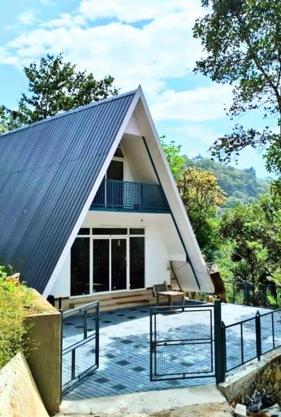 Mullassery H Stay, Book  Vagamon New Delhi