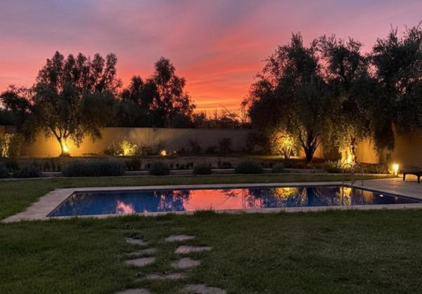 Oasis de Calme Villa Piscine Hammam & Vues Atlas, Book  Marrakech-Tensift-Haouz hoteller med pool, Swimmingpool