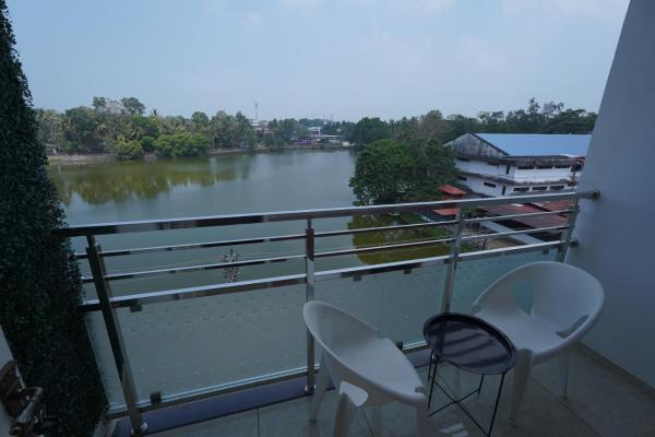 Changanassery, Book  Changanacherry New Delhi
