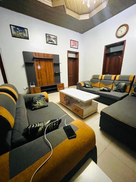 Kalisimbi guest house, Book  Kabuga 