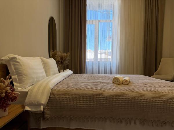 Old Town Hostel Gyumri, Book  Gyumri Shirak region