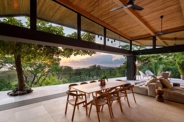 Ohana Villa - Ocean View and a Walk to the Beach, Book  Hoteller i Guanacaste med pool, Swimmingpool