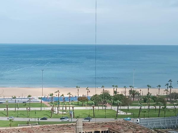 Etoile, Book  Tanger 