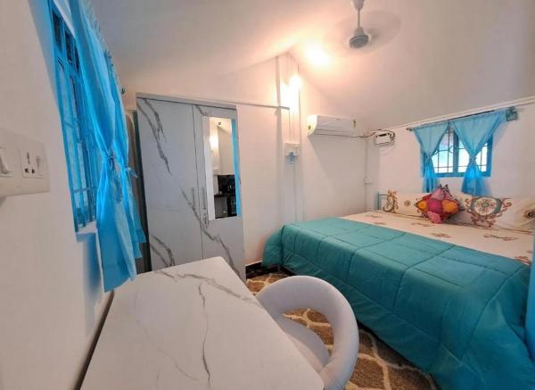 Villa Del Los, Book  Patnem Lagos