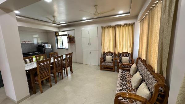 Cool Breeze Villa, Book  Hoteller i New Delhi med pool, Swimmingpool