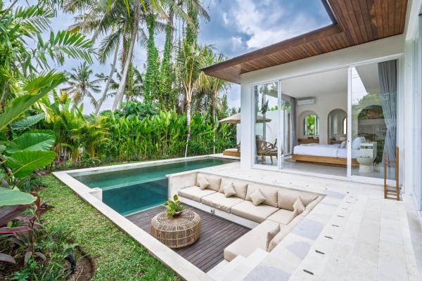 Villa Mahanga by BaliSuperHost, Book  Ubud hoteller med pool, Swimmingpool