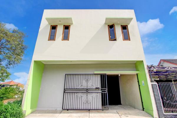 Hotel O Mirza Guesthouse Syariah, Book  Salakan Yogyakarta