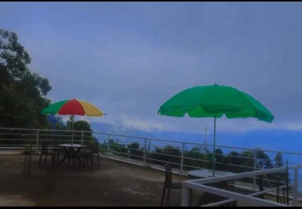 Aman magic resort, Book  Takdāh West Bengal