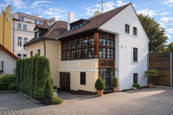 Residence Smolenská, Book  Prag Tjekkiet