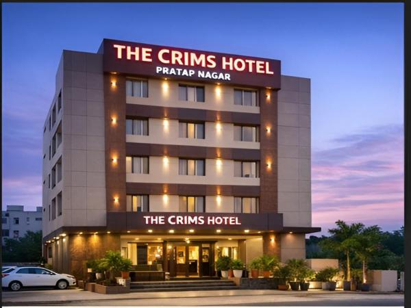 The Crims Hotel Patap Nagar Jaipur, Book  Rajasthan hoteller med parkering, Parkering