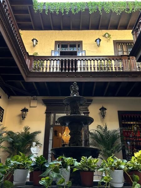 Ancestral Lima Downtown, Book  Lima Lima-provinsen