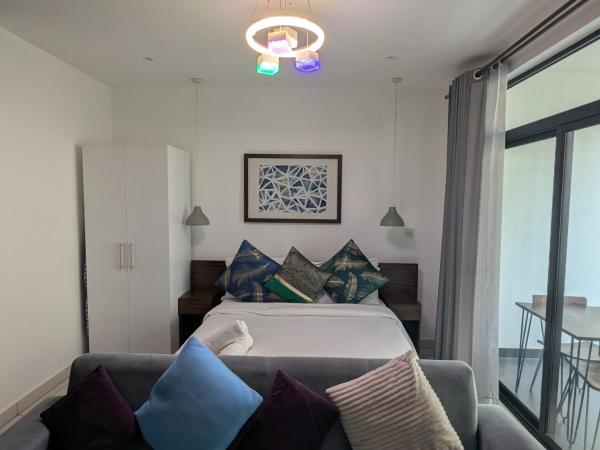 Ebs legend properties studio room at embassy garden, Book  Accra Greater Accra