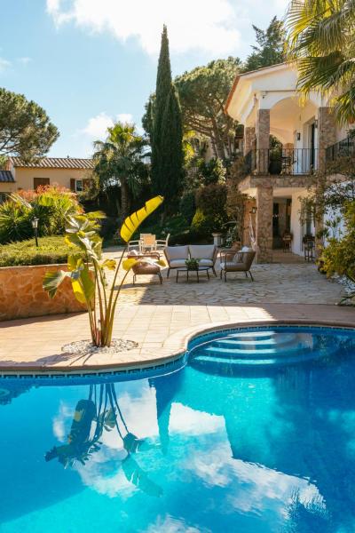 Villa Maravilla, Book  Lloret de Mar Costa Brava