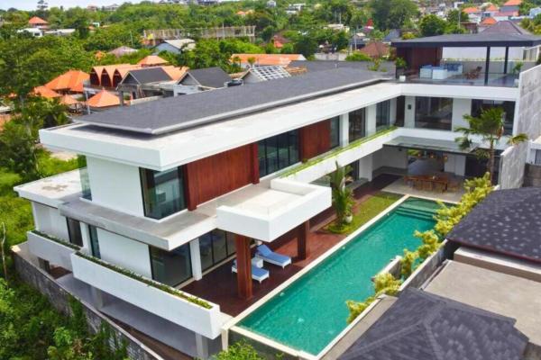 Chiasa Spacious 7 BR Private Pool Villa, Book  Hoteller i Bali med pool, Swimmingpool