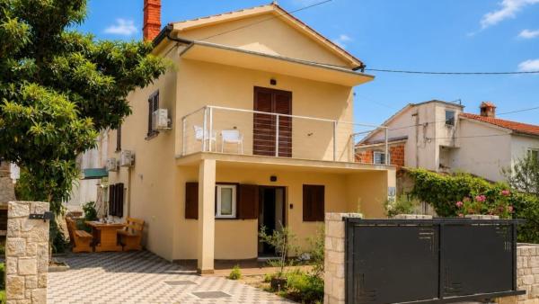 Casa Jakomere by Villas Guide, Book  Muntić Pula Region