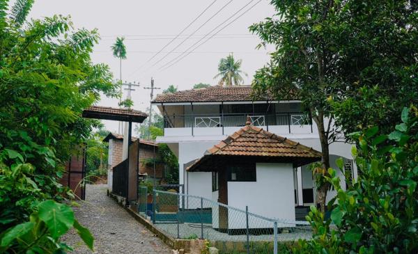 Febune Villas, Book  Mayyanād New Delhi