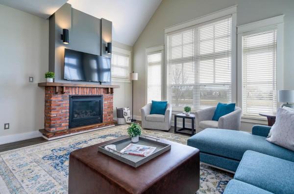 Bears Den - Hot Tub - Ski Views - Walk to Village, Book  Blue Mountains 