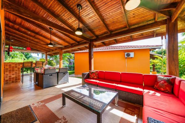 Villaggio 376 - BBQ, Pool, Garden, Smart TV, Parking, AC, King Bed, Laundry facilities, Book  Hoteller i Guanacaste med pool, Swimmingpool