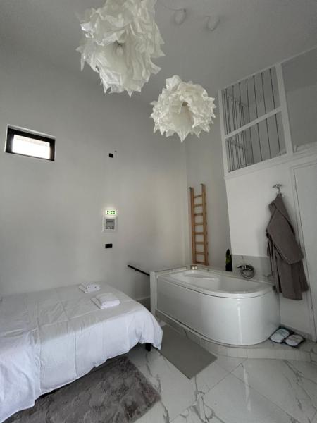 NEKTAR home, Book   