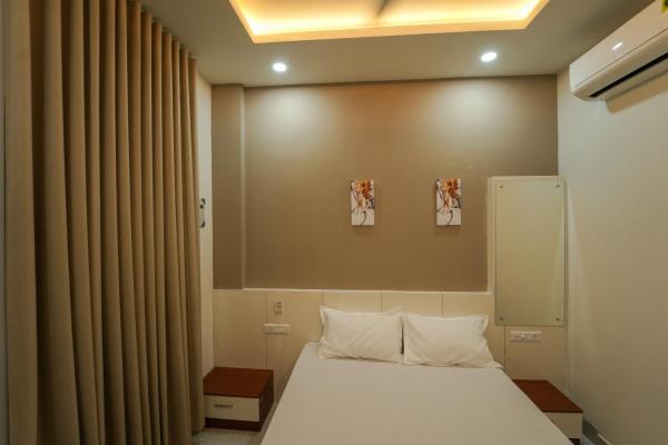 SK Premium Residency, Book  Edakkara New Delhi