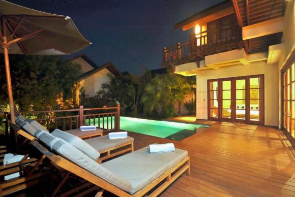 Paransa Amazing 4 BR Private Pool Villa, Book  Hoteller i Bali med pool, Swimmingpool