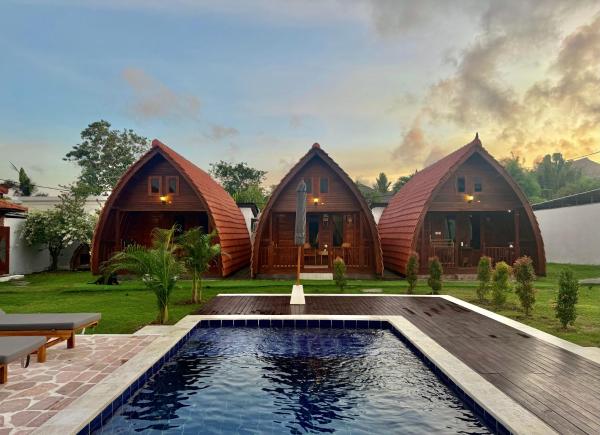 Villa Aiden Bungalow 2 near Beach, Book  Hoteller i Bali med pool, Swimmingpool