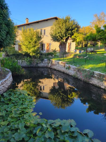 Sous le tilleul, Book  Saint-Georges Languedoc-Roussillon