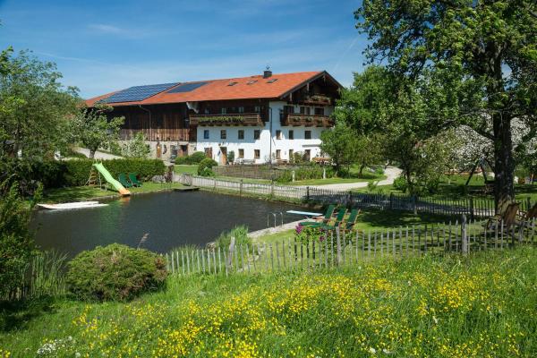 Seimehof Urlaub auf dem Bauernhof, Book  Bayern hoteller med pool, Swimmingpool
