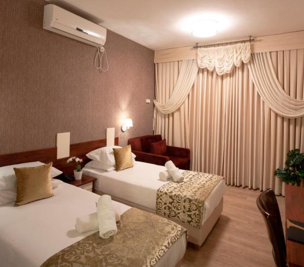 Aristocrat Hotel Glatt Kosher, Book  Bnei Brak Tel Aviv District