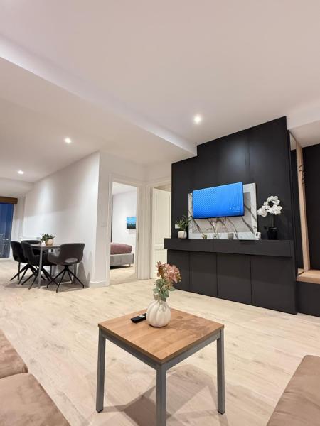 Cozy LOFT Suites & Urban Retreats, Book  Suceava 