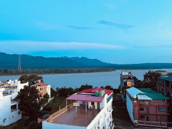 Ganga River cozy stay by The Nirvanaa blues, Book  Rishikesh Uttarakhand