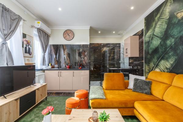 Old Town Treasure Apartments, Book Lejlighed Debrecen 
