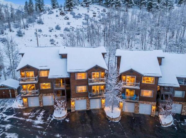 Mountain Village Escape - Walk to Slopes & Views, Book  Telluride Telluride Ski