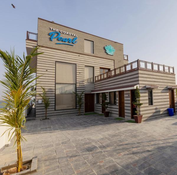 The Coastal Pearl, Book  Karāchi hoteller med pool, Swimmingpool