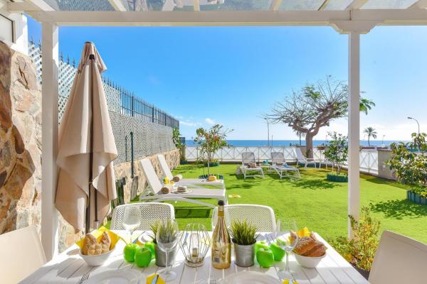 Santa Ana 22 by VillaGranCanaria, Book  Gran Canaria hoteller med pool, Swimmingpool