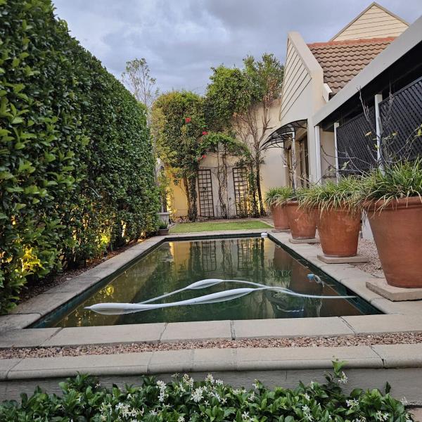 40 Village, Book  Fourways 