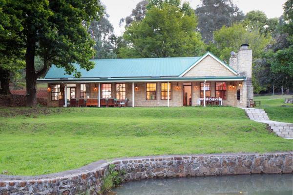 New England Cottage, Book  Underberg 