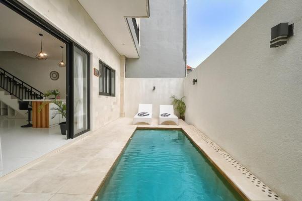 Villa Lisa - 3BR with pool Near Bali Mall Galleria, Book  Badung hoteller med pool, Swimmingpool