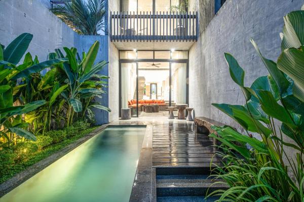 Stylish Modern 2BR Villa, Enclosed Living, Canggu, Book  Canggu Badung