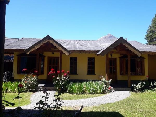 Las Rosas EH, Book  Hoteller i Patagonia med parkering, Parkering