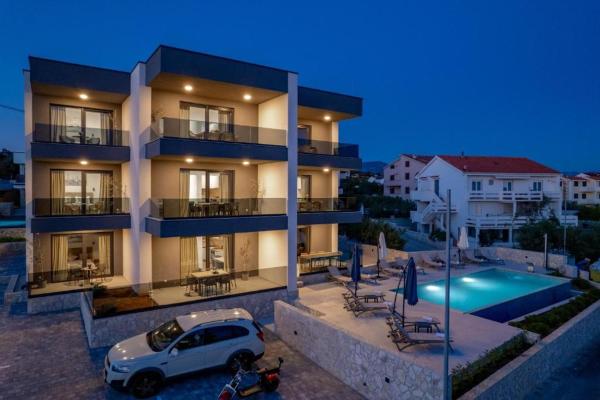 Noa Luxury Apartments, Book Lejlighed Hoteller i Zadar County med pool, Swimmingpool