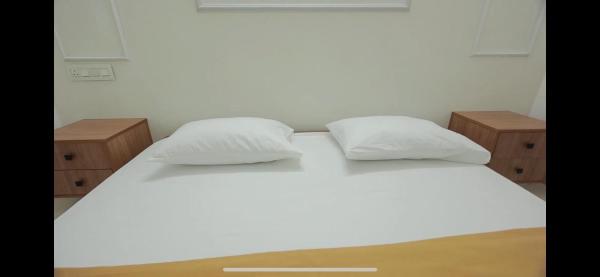 AZURE stay happy, Book  Pudhunagaram New Delhi