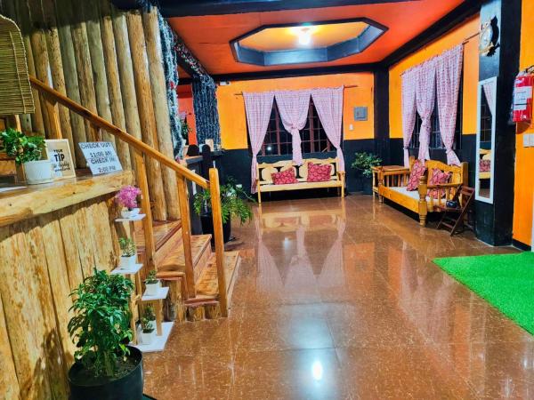 Town Proper Staycation in Sagada, Book  Luzon hoteller med parkering, Parkering