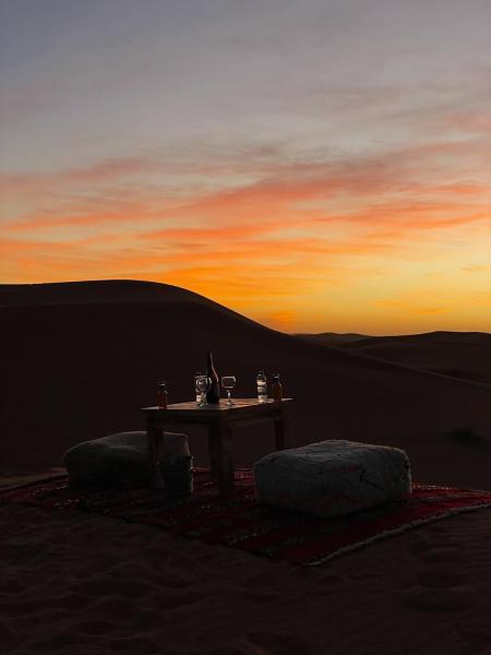 Anssuf merzouga luxury camp, Book  Merzouga 