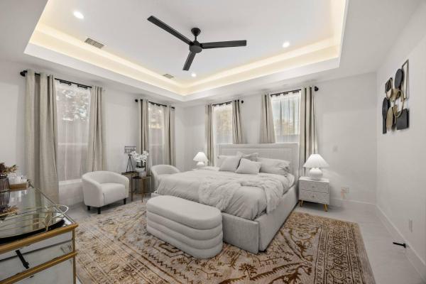 Festive Villa in Richardson/Dallas, Book  Richardson Dallas - Fort Worth Metropolitan Area