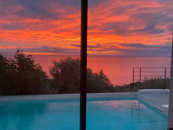 Nouvelle Villa Cap Corse Vue Mer et Piscine 3km Bastia, Book  San-Martino-di-Lota 