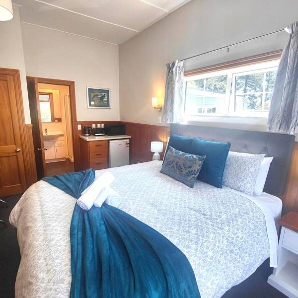 Huka Villas - Apartment, Book  Taupo Lake Taupo