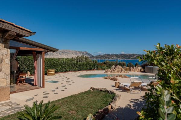 Villa Tramas de Luna, Book  Hoteller i Costa Paradiso med pool, Swimmingpool
